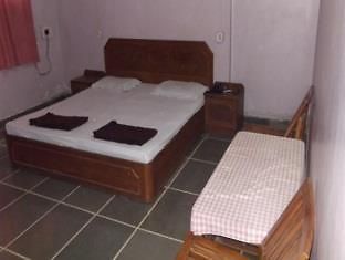 Hotel Indrayani Alandi Экстерьер фото